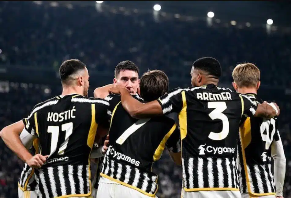 Màn ăn mừng của cầu thủ Juventus gặp Inter Milan ở vòng tiếp theo Serie A 2023/2024 giornata 13